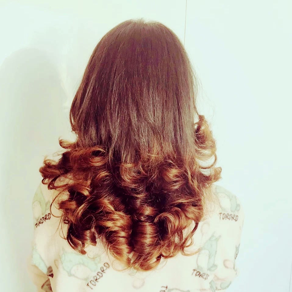 Natural curled hair system styling